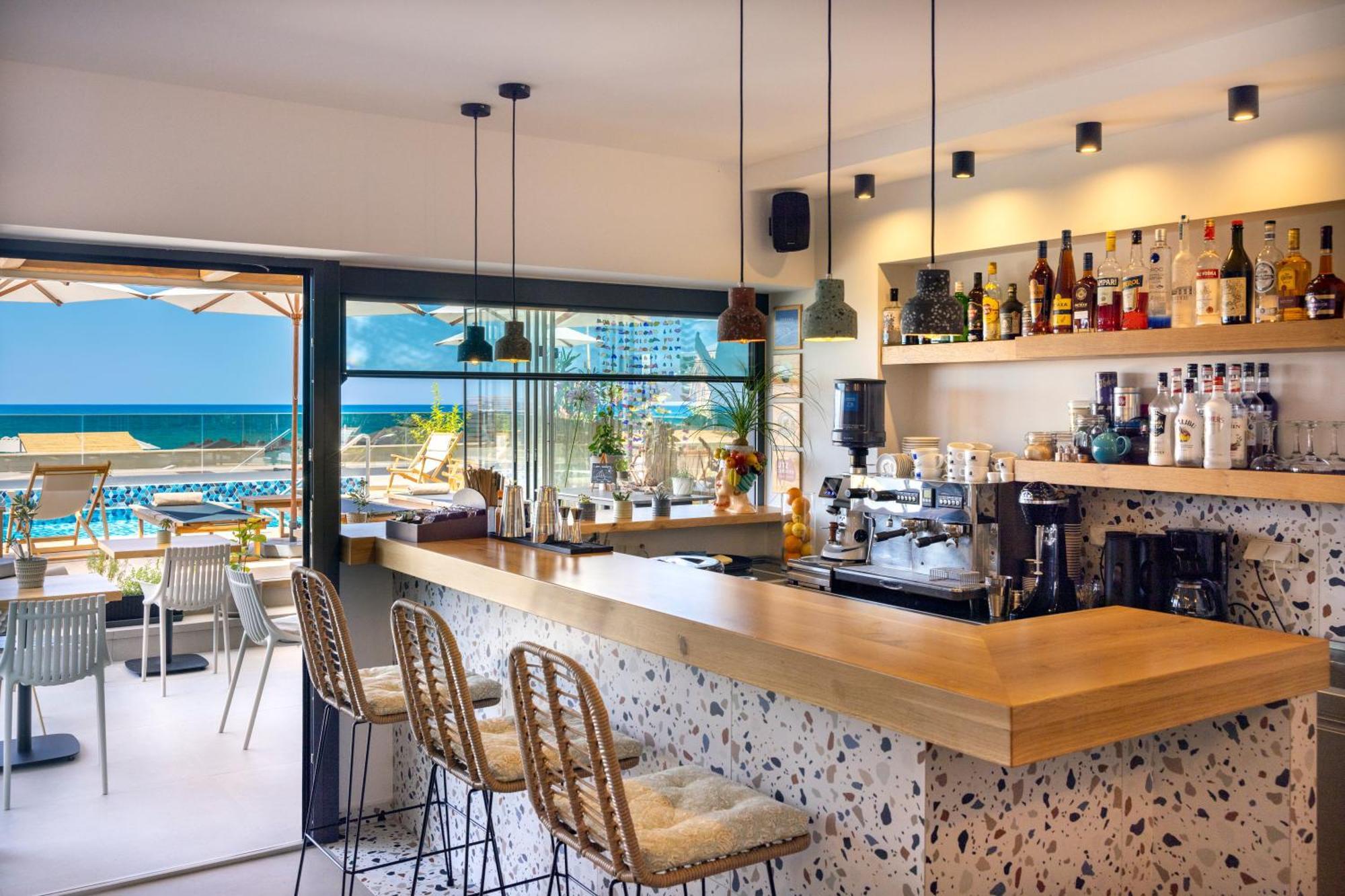 Calla Luxury Seafront Suites Rethymnon Exterior foto